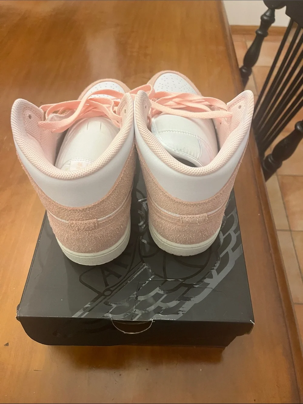 Jordan Men's Sneakers White and Light Pink